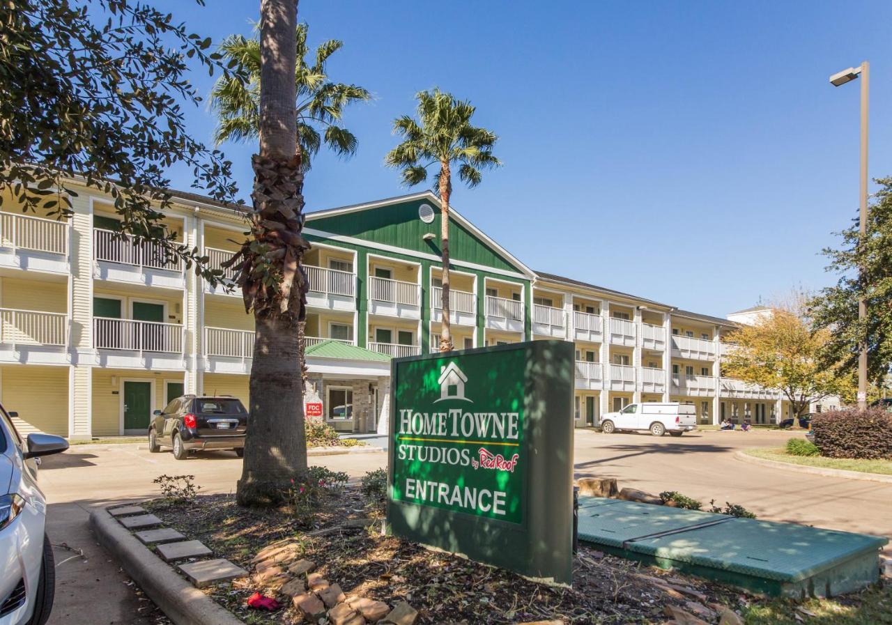 Hometowne By Red Roof - Northwest Motel